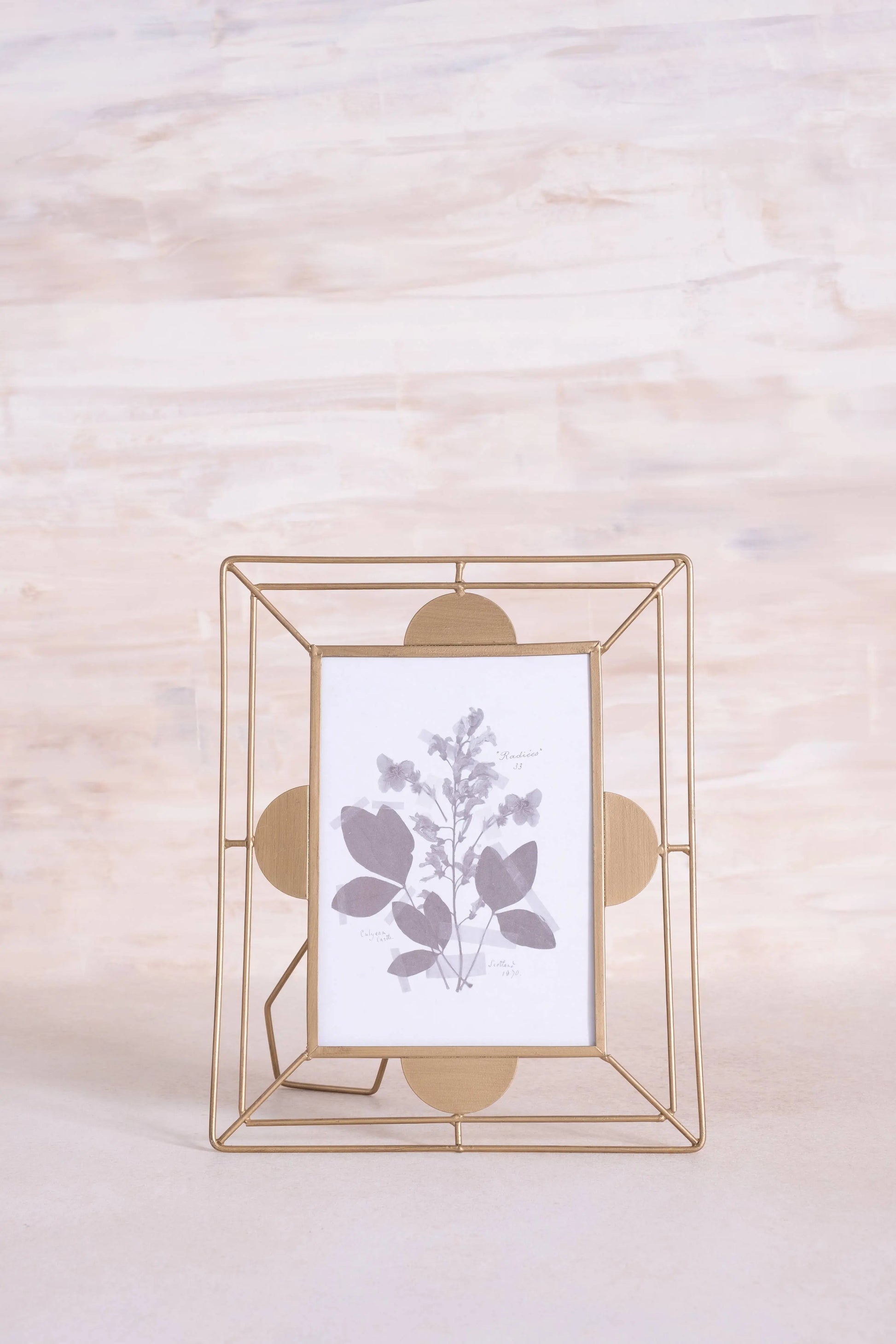 Scallop Frame 5 x 7 Made Market Co.