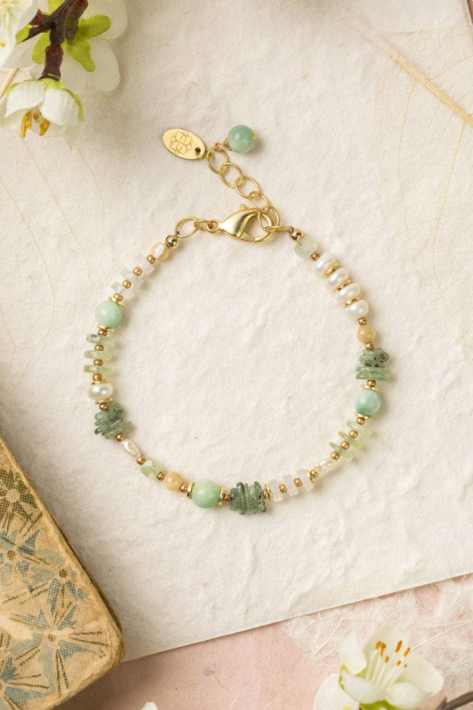 Contentment 7.5-8.5" Green Aventurine, Pearl, Prehnite Simple Bracelet