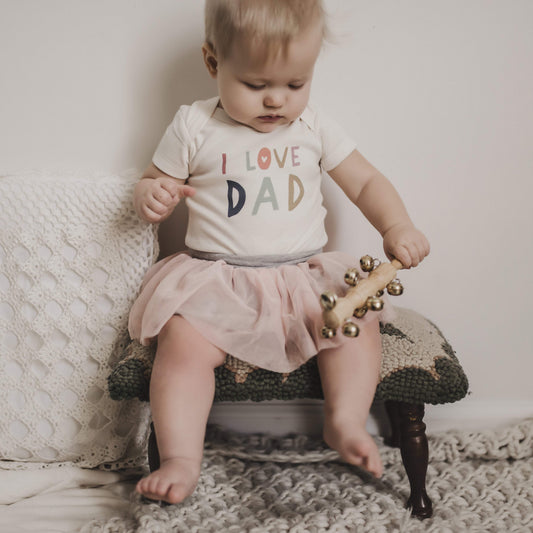 Baby graphic organic bodysuit | love dad Finn + Emma