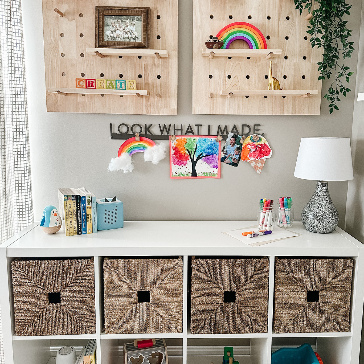 Look What I Made Magnetic Bar (sans serif font)