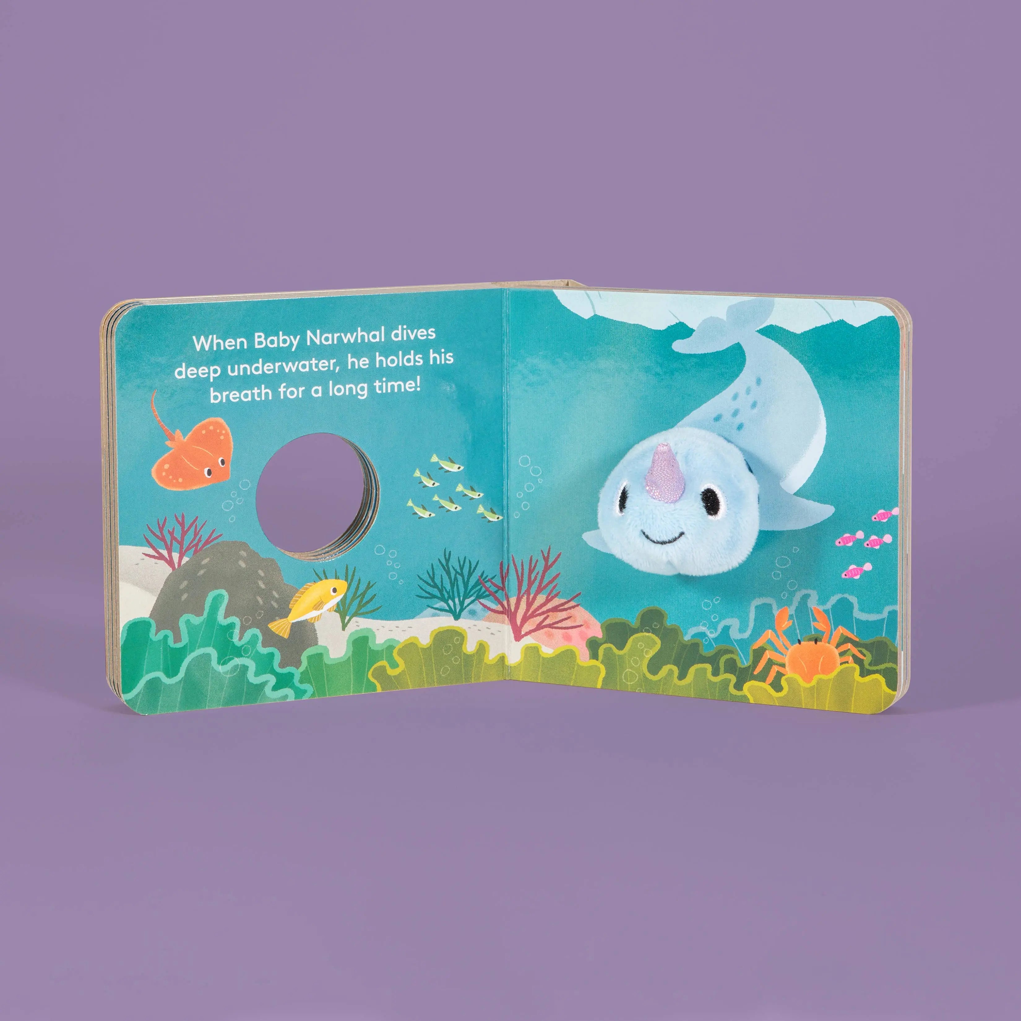 Baby Narwhal: Finger Puppet Book Chronicle Books
