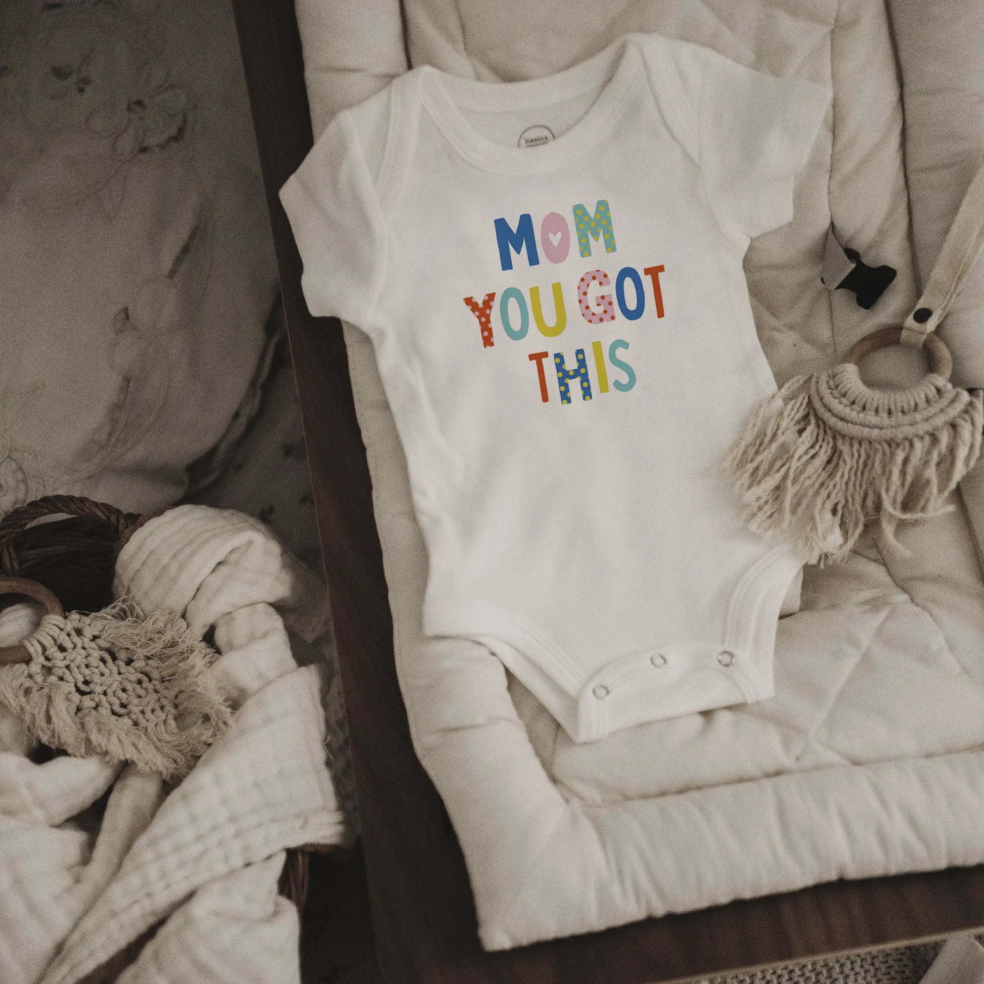 Baby graphic organic onesie | mom you got this Finn + Emma