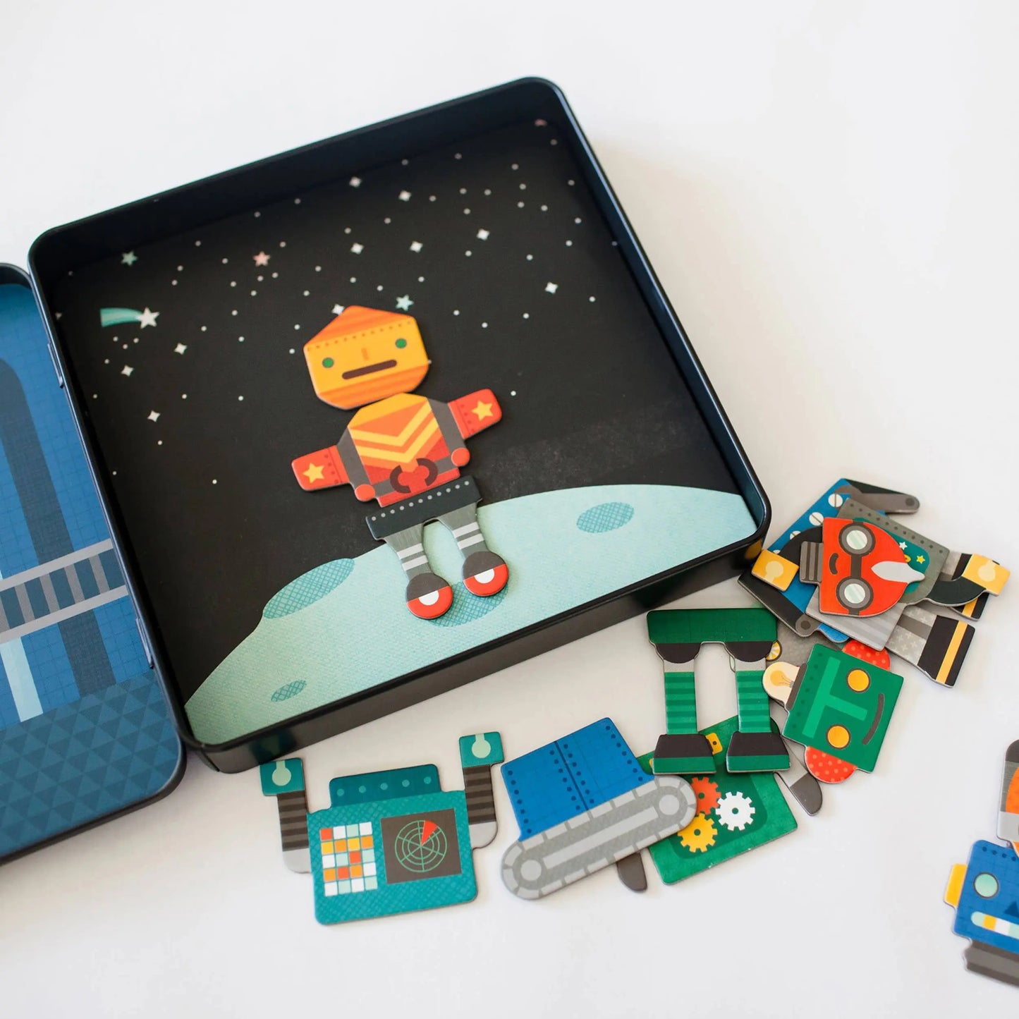 Robot Remix Magnetic Play Set Chronicle Books